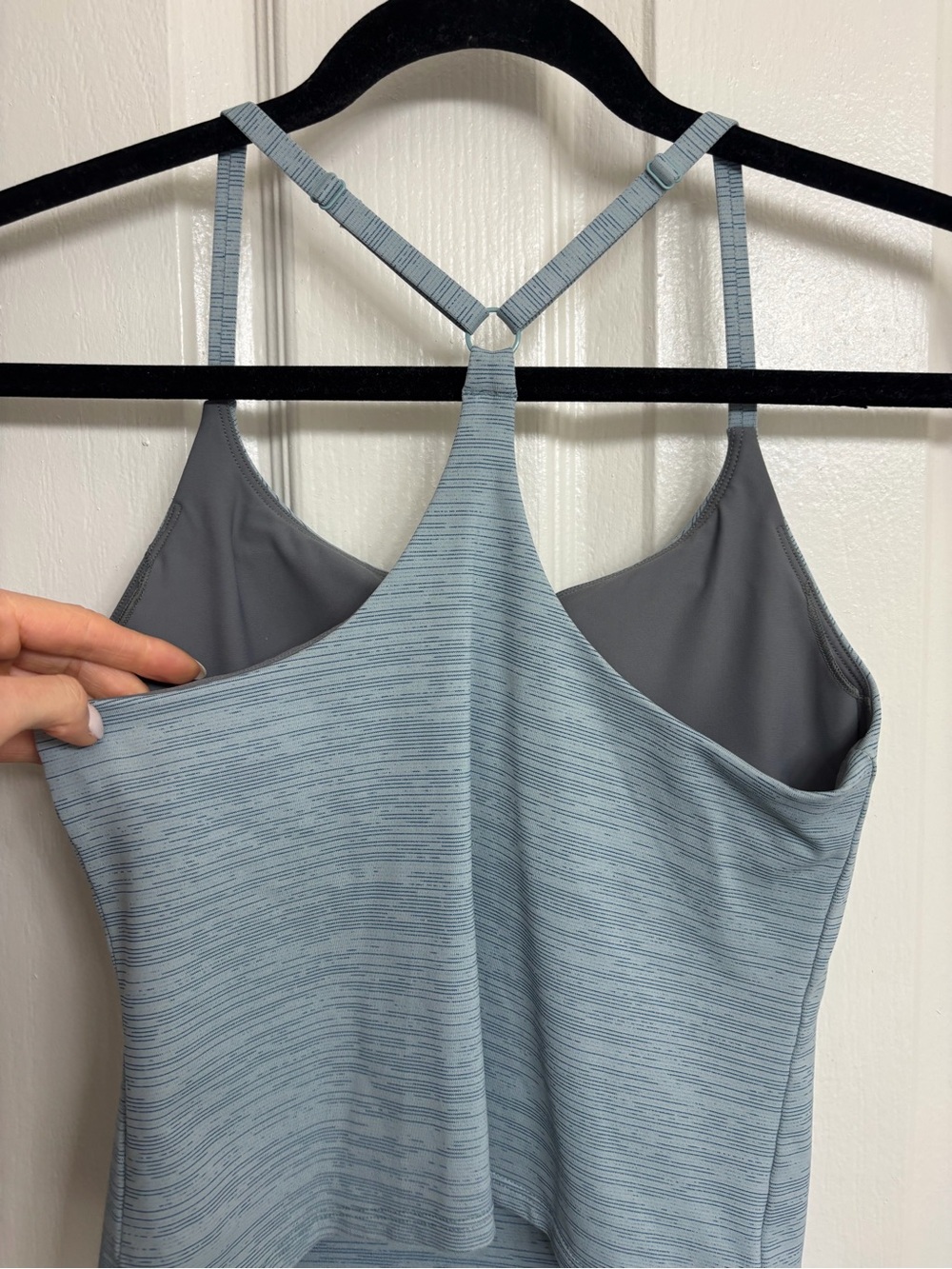 Outdoor Voices TechSweat Move Free Tank - Light Blue - Picture 5 of 8